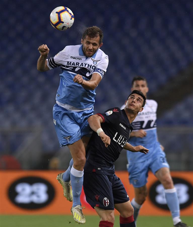 从动作来看 从动作来看