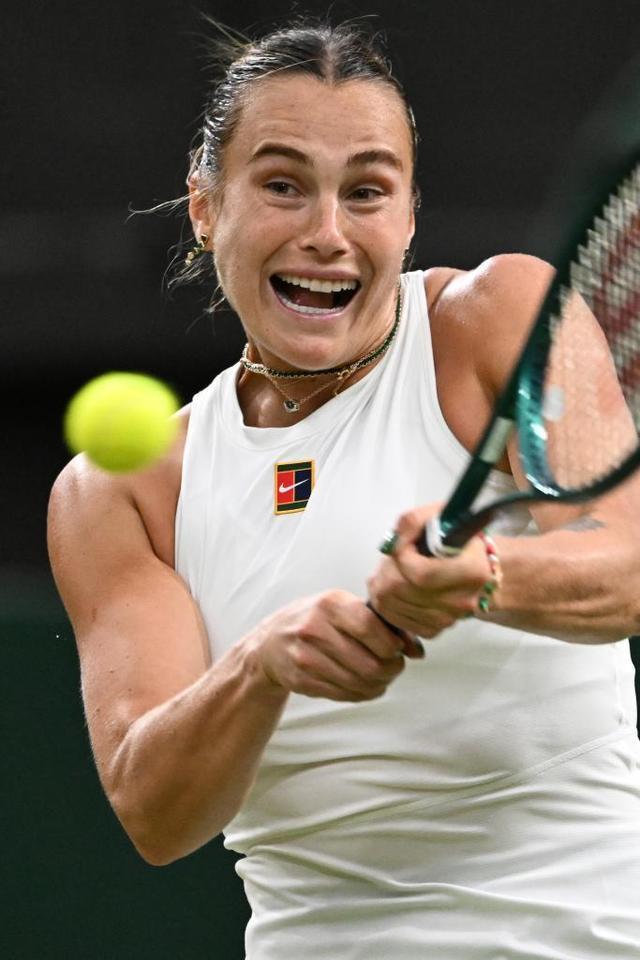 双方主教练 双方主教练